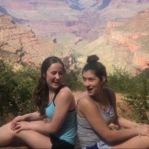 Meet your Posher, Danielle